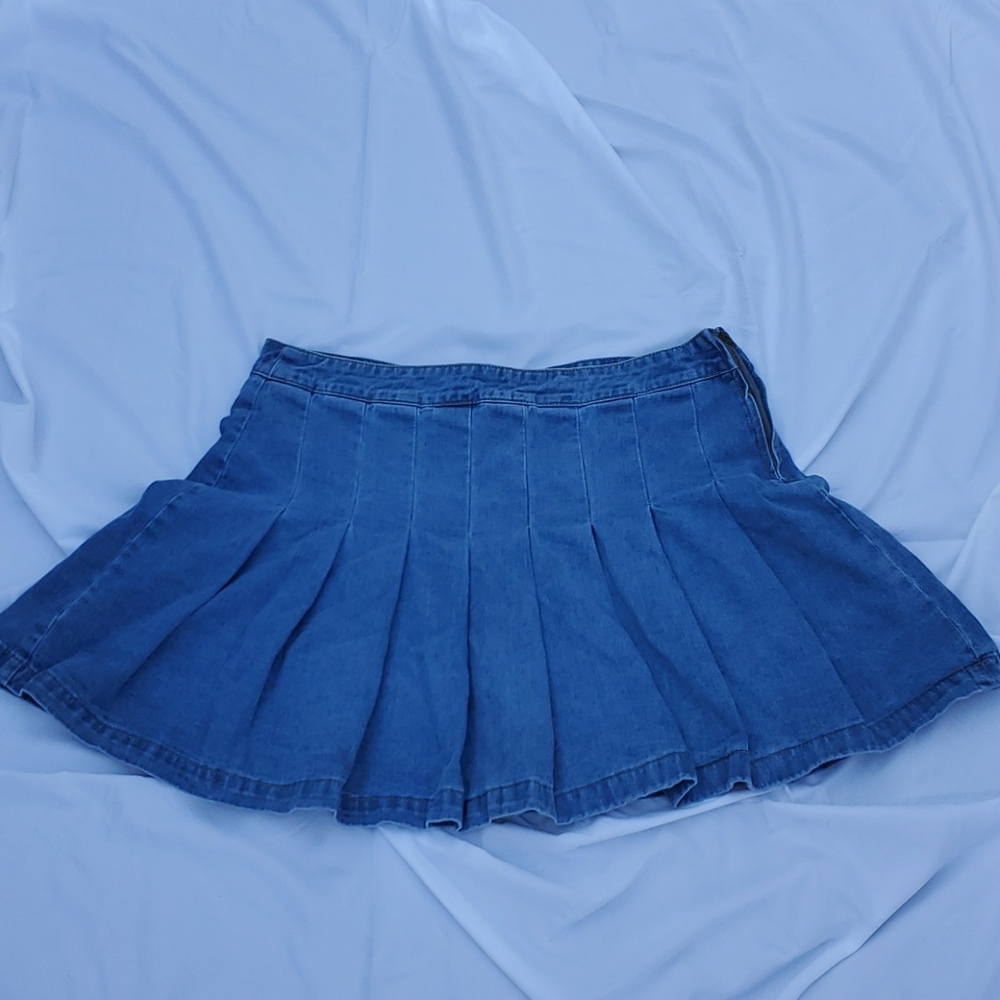 Pleated Denim Mini Skirt